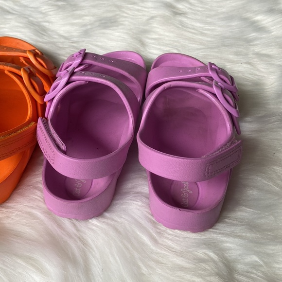 Cat and Jack girls adjustable buckle sandals - Picture 5 of 7